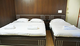 Executive Triple Room-2